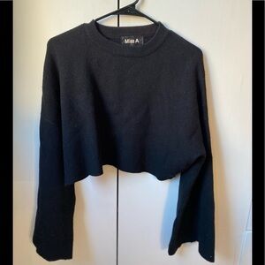 Miss A Black Cropped Sweater with Bell Sleeves Sz Small